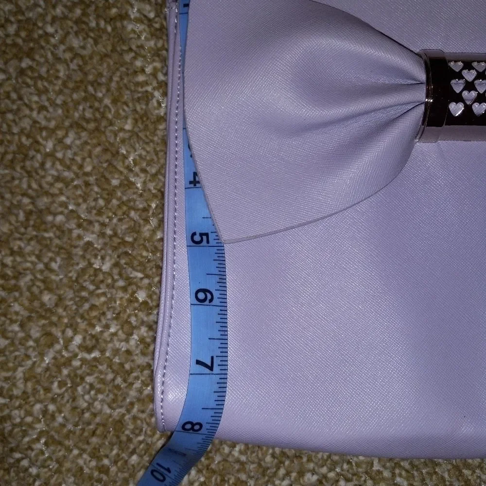 BETSEY JOHNSON PURSE - Picture 10 of 11